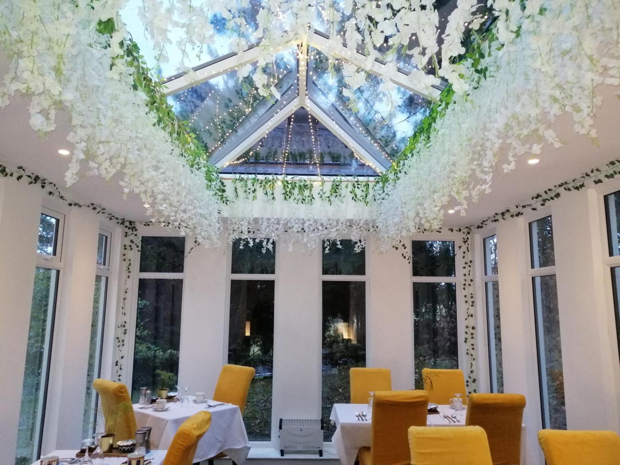 Guestling Hall Hotel Exterior foto